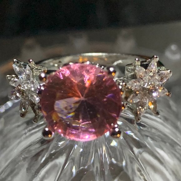 silver ring pink stone & cz flowers - Picture 8 of 10